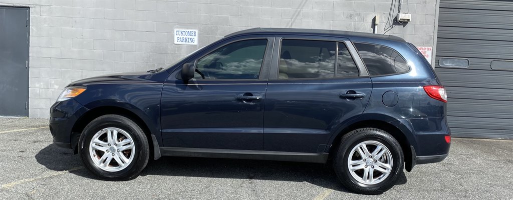 2012 Hyundai Santa Fe GLS photo 4