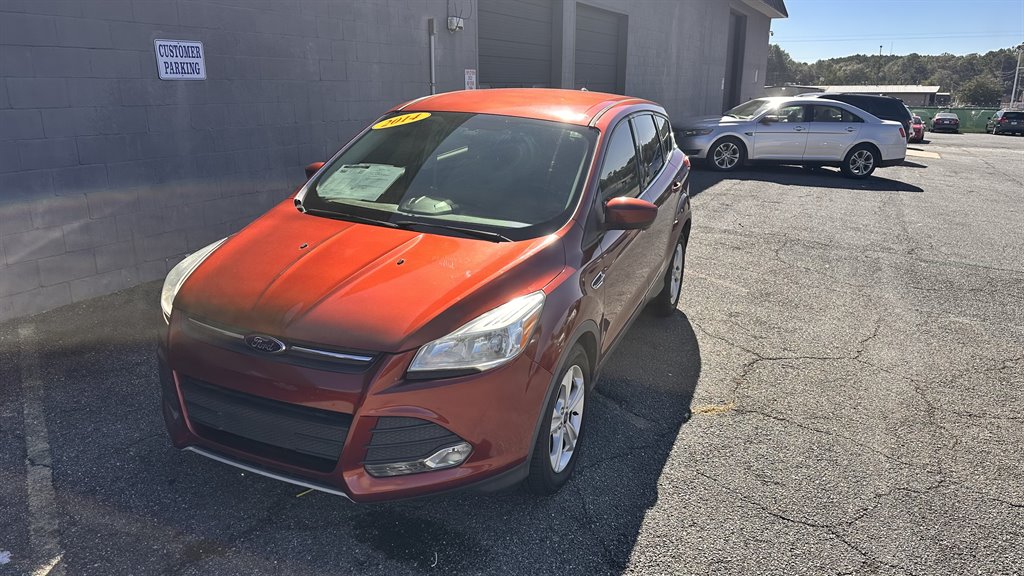 2014 Ford Escape SE's photo