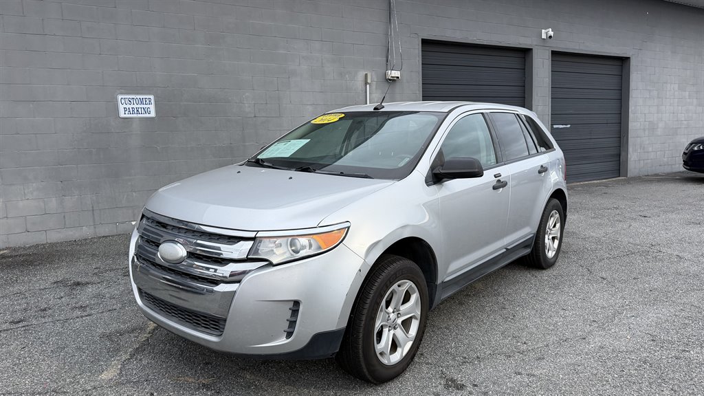2014 Ford Edge SE's photo
