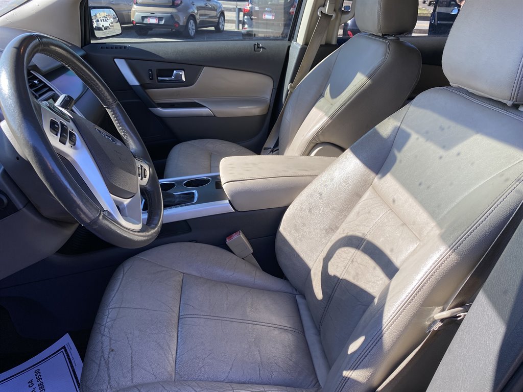 2014 Ford Edge SEL photo 6